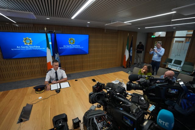 Justin Kelly press conference