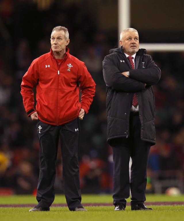 Warren Gatland, right, has been left to clear up the mess caused by Howley's departure
