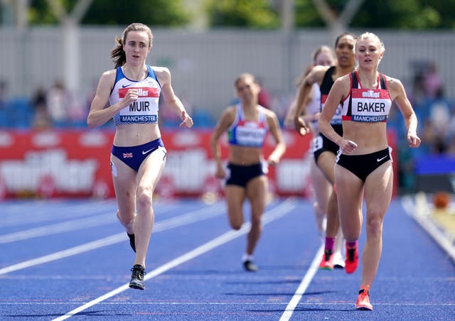 Laura Muir wins the women's 800 metres 