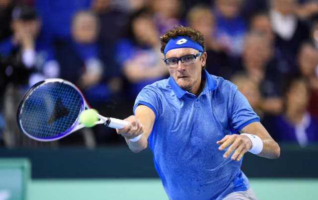 Denis Istomin took Evans the distance