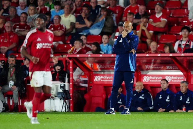 Nottingham Forest manager Nuno Espirito Santo (right) on the touchline