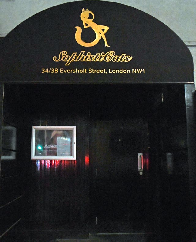 Sophisticats club licence