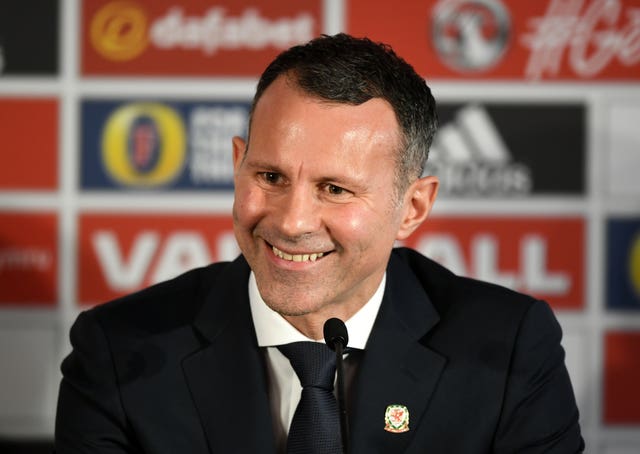 Ryan Giggs has been discussing Pogba's best position