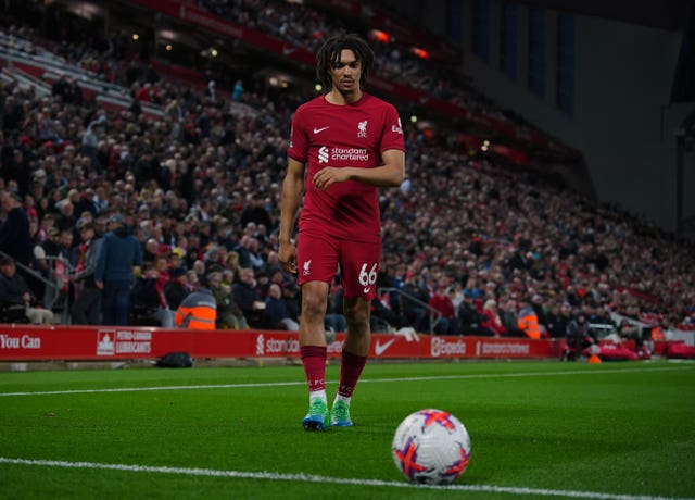 Mohamed Salah nets winner as Liverpool keep slim top-four hopes alive