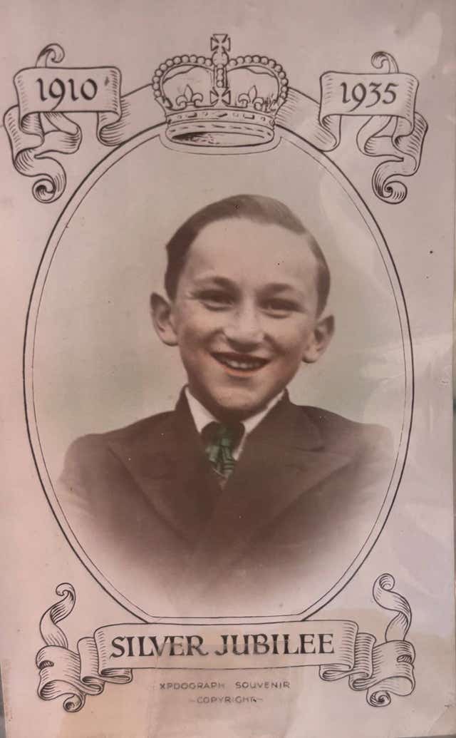 Monty Goldstein image when a boy