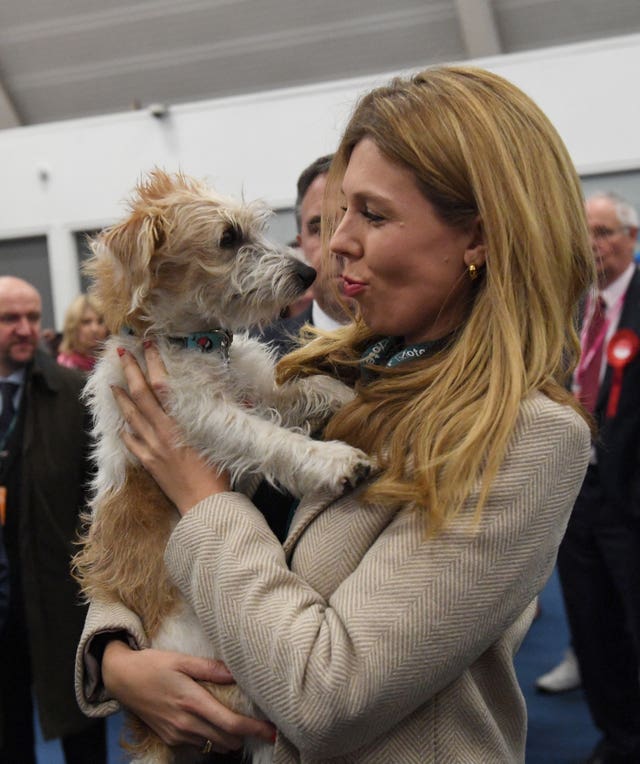 Carrie Symonds and her dog Dilyn