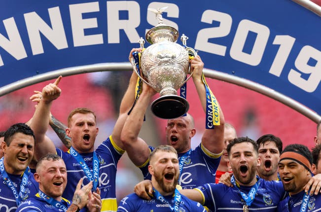 Warrington's players celebrate