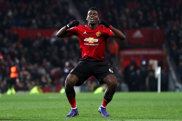 Paul Pogba bemoans a missed chance