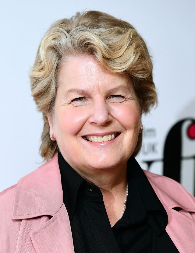 Sandi Toksvig Girton degree