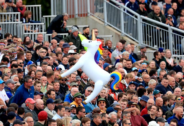 The crowd at Old Trafford tried to play their part