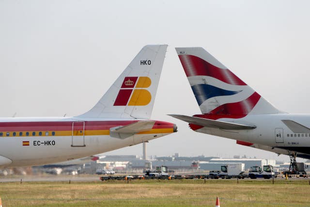 Iberia and BA planes