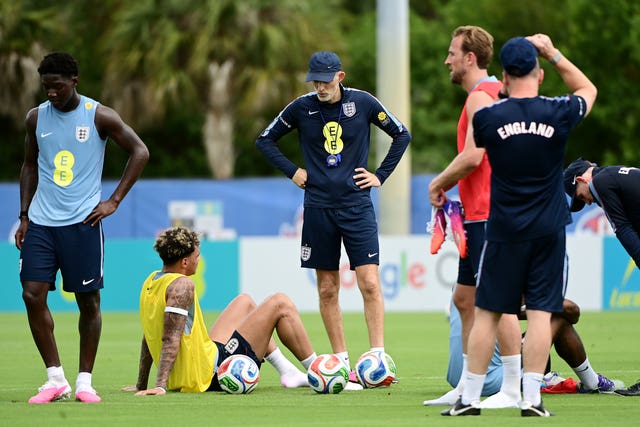England train in sweltering conditions in Palm Beach