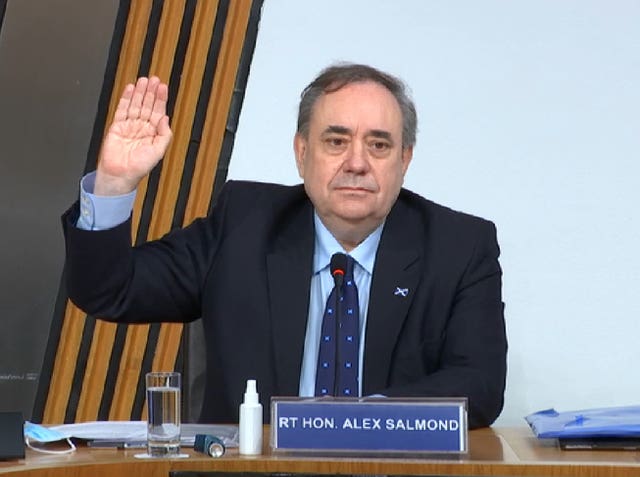 Alex Salmond taking the parliamentary oath