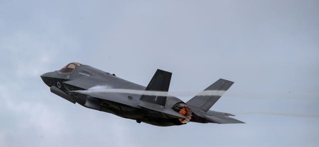 F-35 Lightning stealth fighter jet