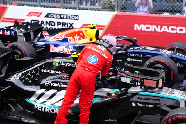 Hamilton congratulates Antonelli
