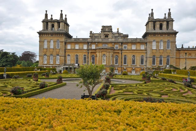 Blenheim Palace golden toilet theft