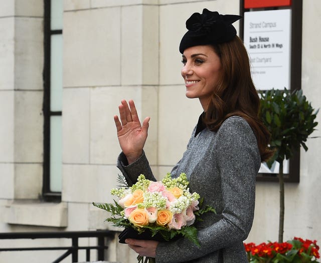 Queen visits King’s College London