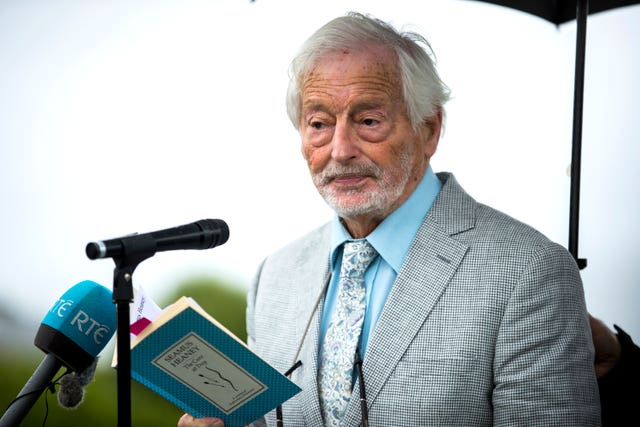 John Maxwell reads a verse by Seamus Heaney