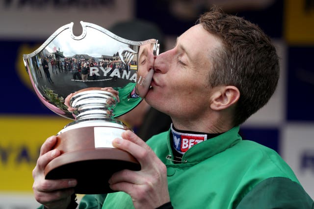 Daryl Jacob will spend the weekend playing golf in Portugal