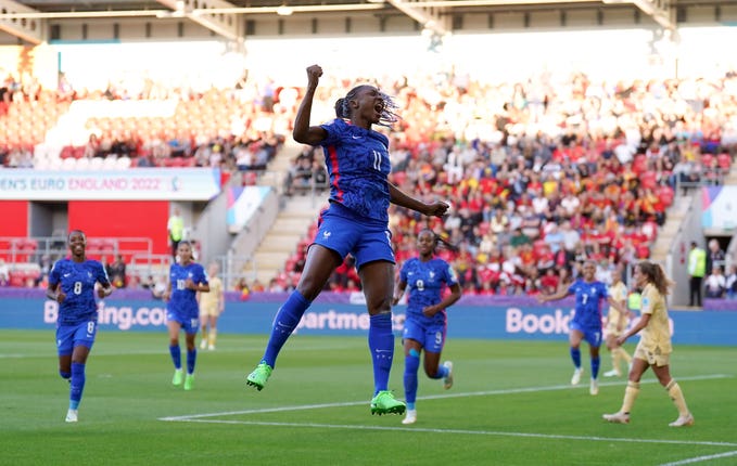 Kadidiatou Diani celebrates her goal