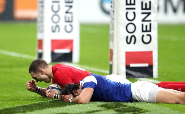 George North (left) capitalised on France errors to seal the first win of the grand slam campaign