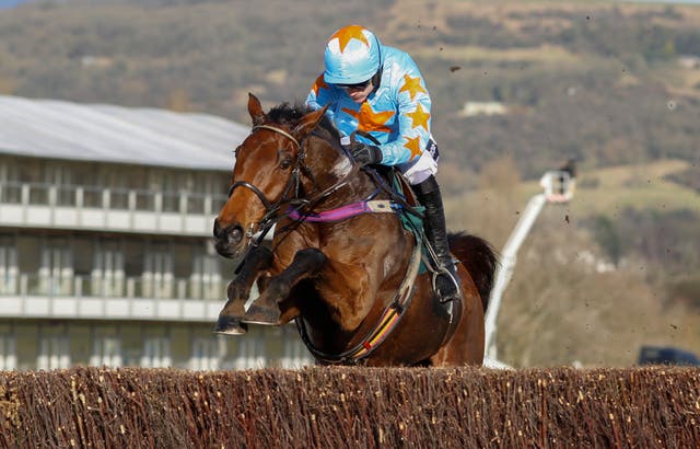 Un De Sceaux will make his return in the Hilly Way Chase at Cork on Sunday