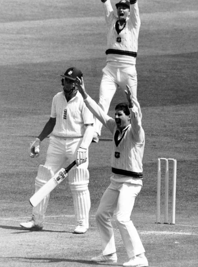 Australian appeal unsuccessfully against Tim Robinson as the England opener made 175 in a five-wicket win for England in 1985