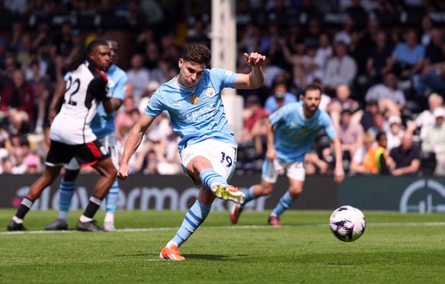 Julian Alvarez scores for Manchester City at Fulham