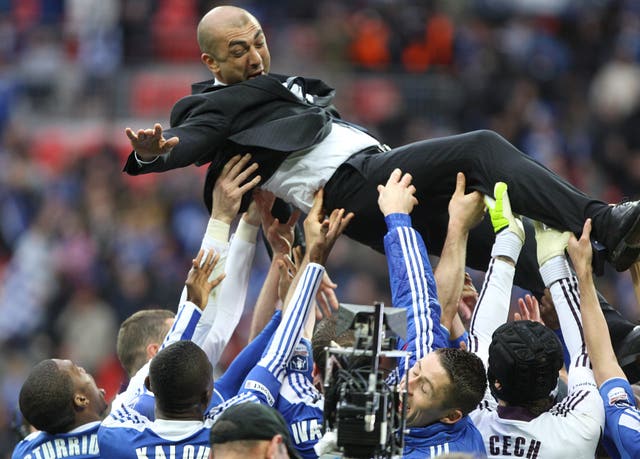 Roberto Di Matteo is saluted by his Chelsea players after FA Cup victory