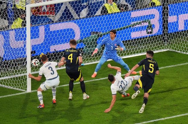 Grant Hanley''s header hits the post as Switzerland goalkeeper Yann Sommer watches on unmoved