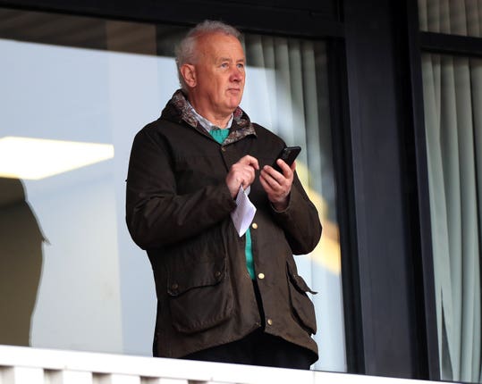 EFL chairman Rick Parry has called for the abolition of parachute payments