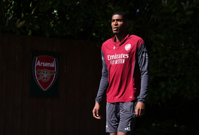 Arsenal defender Cristhian Mosquera