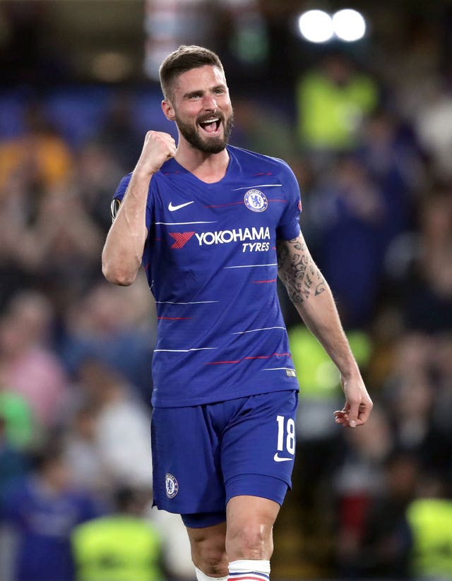 Olivier Giroud celebrates his 10th goal in the competition this season