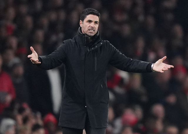 Arsenal manager Mikel Arteta gestures on the touchline.