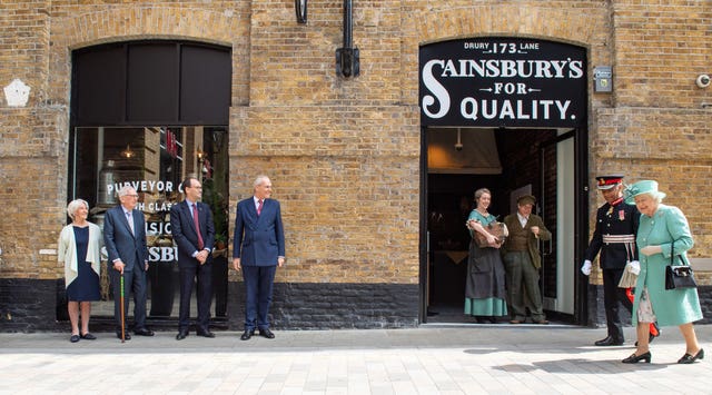 Queen visits Sainsbury’s anniversary model