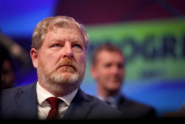 Angus Robertson