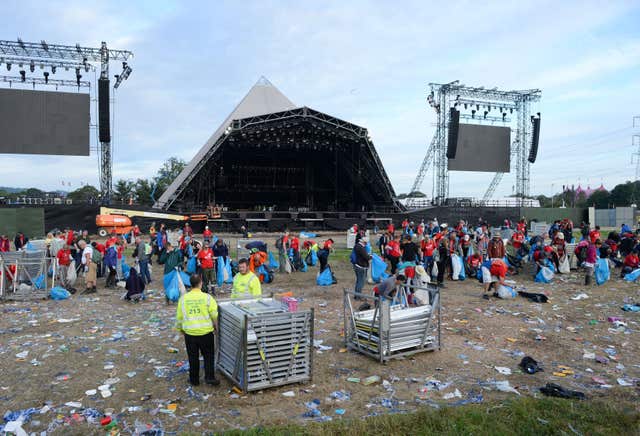 Glastonbury Festival Goers 2017 Departures