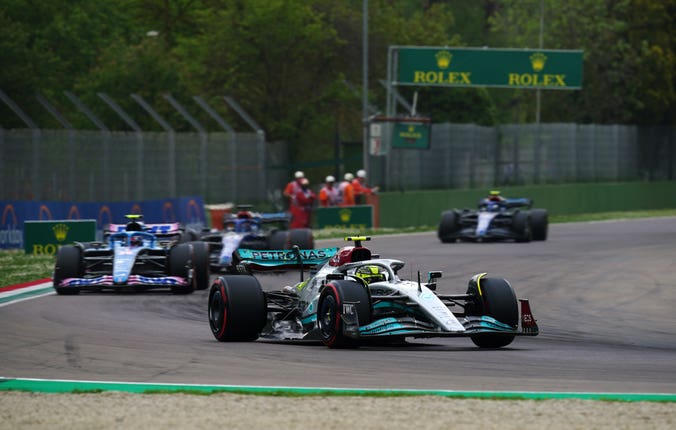 Lewis Hamilton finished only 14th in Saturday's sprint race