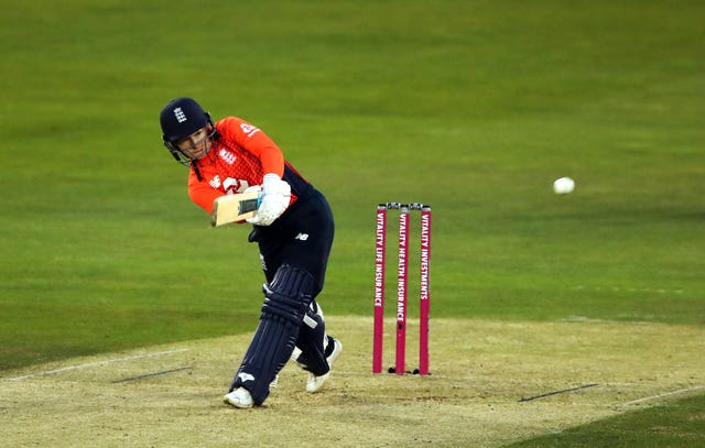 Tammy Beaumont fell for eight as England were heavily beaten