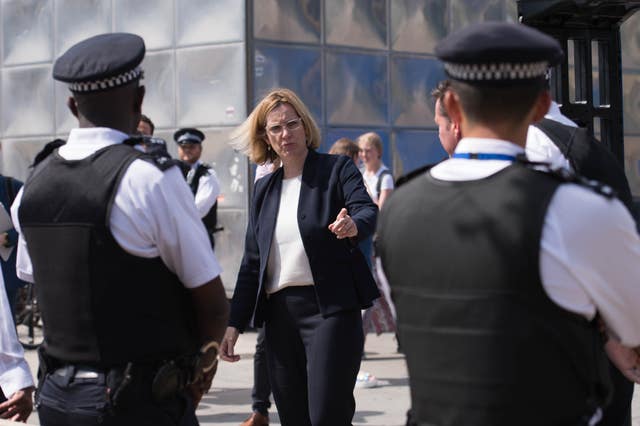 Amber Rudd meets police officers