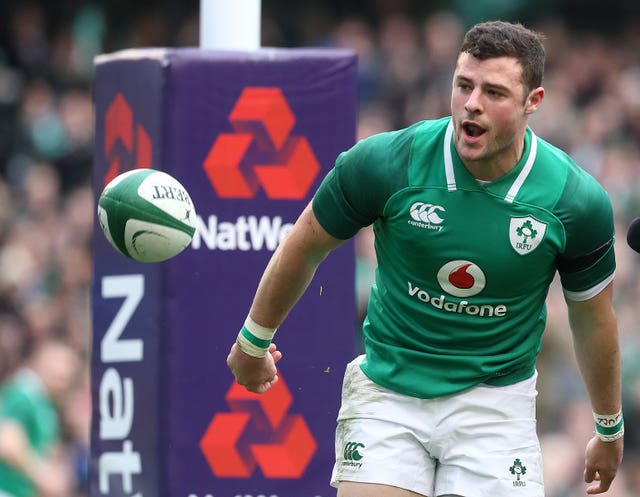 Robbie Henshaw has been linked with a move to full-back