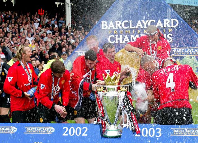 On this day in 2003: Manchester United accept Real Madrid bid for David Beckham PLZ Soccer On this day in 2003: Manchester United accept Real Madrid bid for David Beckham PLZ Soccer