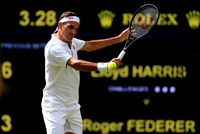 Roger Federer dropped the first set against Lloyd Harris