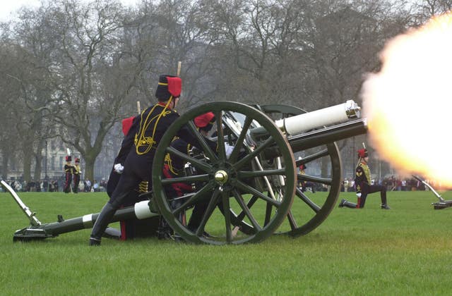 Gun salutes following the death of the Queen Mother in 2002