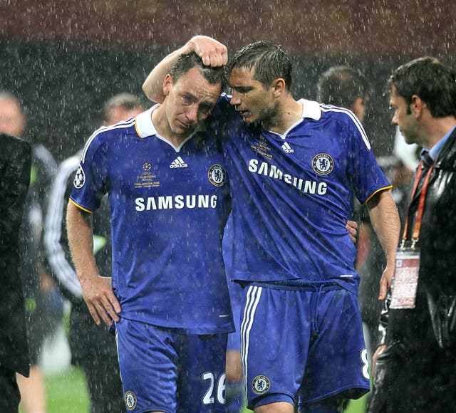 Lampard consoled team-mate John Terry after his penalty miss in Chelsea's Champions League final defeat to Manchester United in 2008