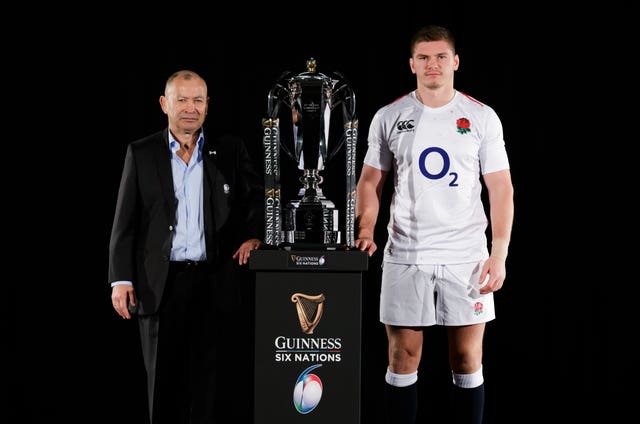 Owen Farrell, right, is set to be available for England despite a thumb problem