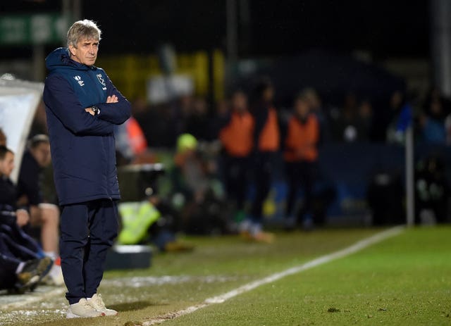 Pellegrini admits to being ashamed of players following FA Cup exit