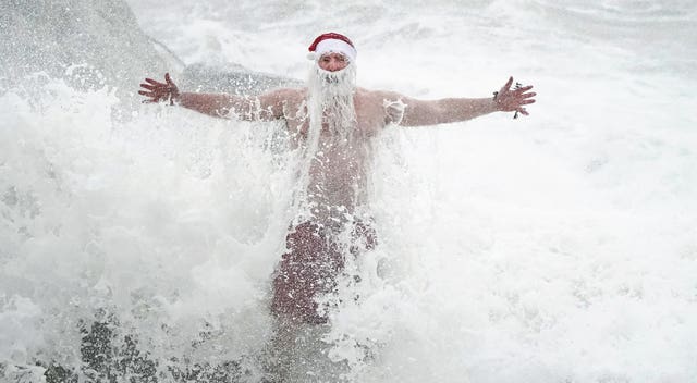 Christmas swim 2021