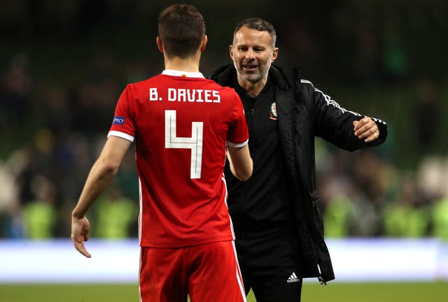 Wales head coach Ryan Giggs (right) with Ben Davies after playing the Republic of Ireland