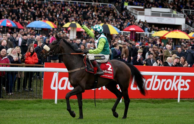 Clan Des Obeaux has a King George defence on his agenda